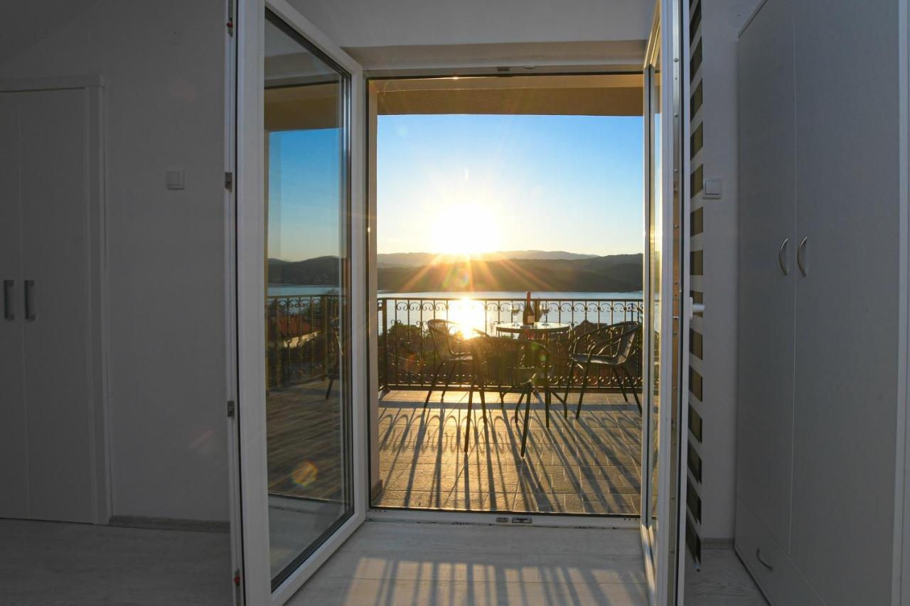 Mokka House Villa Tekija  Exterior photo